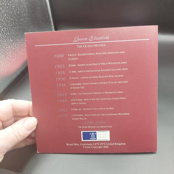 The Queen Mother Centenary Crown 5 Pound Commemorative Coin (2000) Royal Mint - Picture 6 of 6